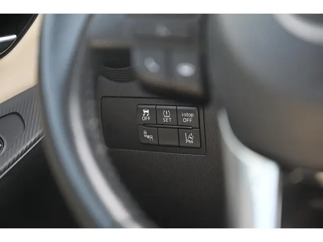 Mazda 2 Skyactiv-G 90 5MT Skylease GT 2016 Benzine 16