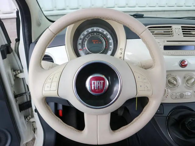 Fiat 500 0.9 TwinAir Lounge 2012 Benzine 10