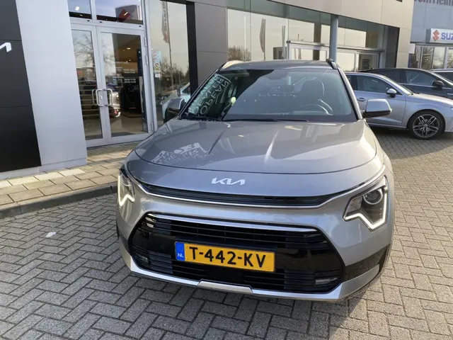 Kia Niro 1.6 GDi Hybrid DynamicLine 2023 Hybride Benzine 3