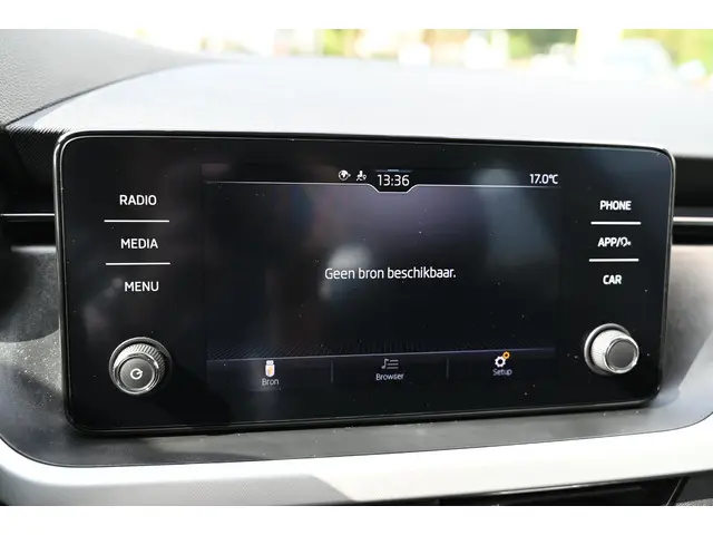 Škoda Kamiq 1.0 TSI Ambition 2024 Benzine 32