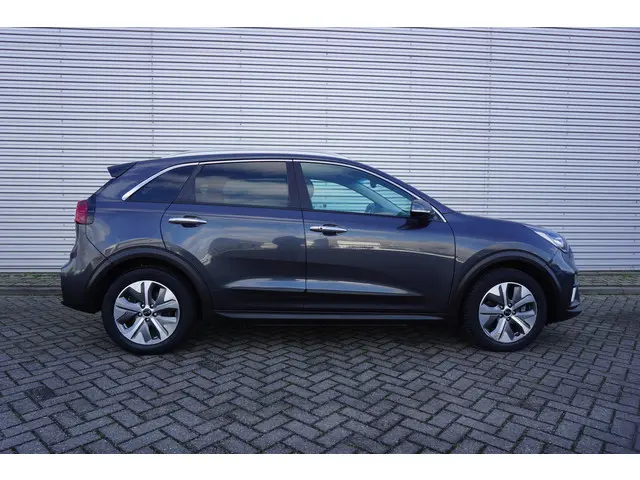 Kia e-Niro ExecutiveLine 64 kWh 2019 Elektrisch 5