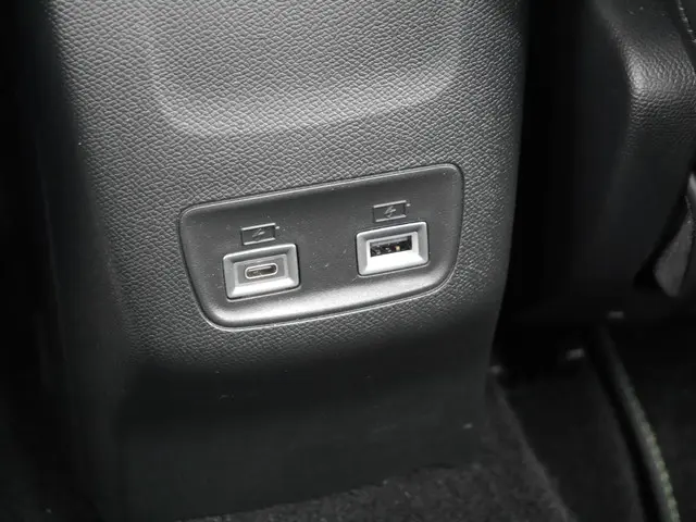 Peugeot e-208 EV GT 51 kWh 2024 Elektrisch 12