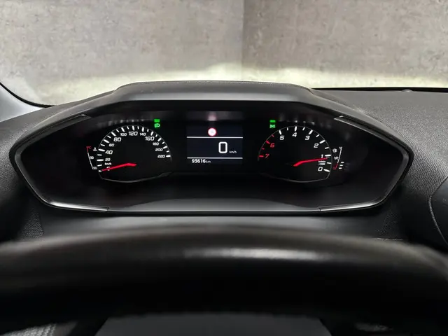 Peugeot 208 1.2 PureTech Sport 2020 Benzine 13