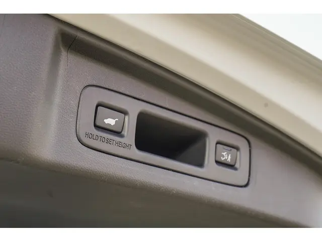 Honda CR-V 2.0i e:PHEV ADVANCE TECH 2024 Hybride Benzine 33