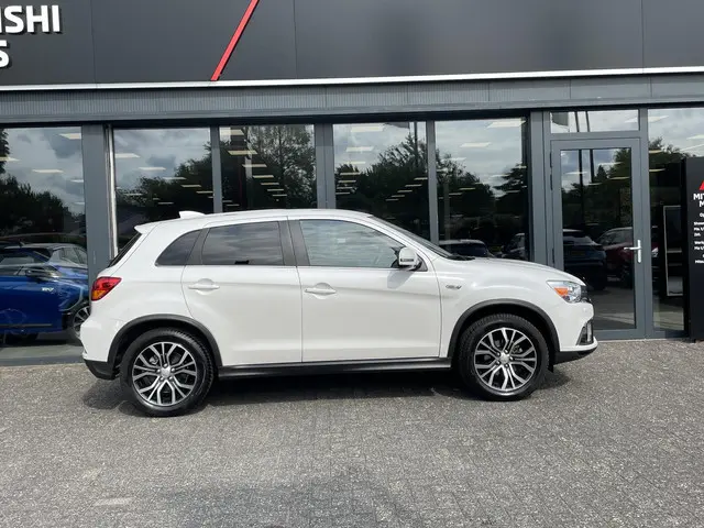 Mitsubishi ASX 1.6 Cleartec Connect Pro+ 2019 Benzine 14