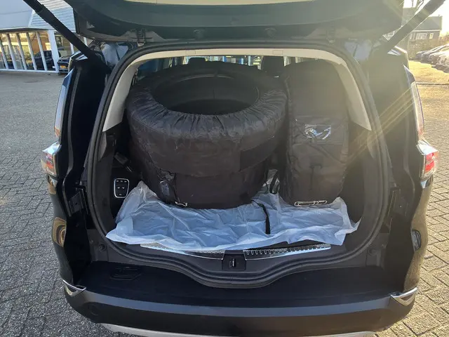 Renault Espace 1.8 TCe Intens 7p. 2019 Benzine 10