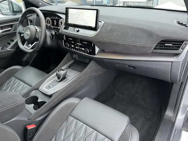 Nissan QASHQAI 1.3 MHEV Xtronic Tekna Plus 2025 Benzine 70