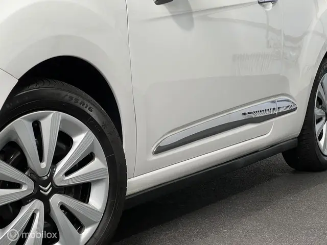Citroën DS3 1.4 HDiF Chic 2014 Diesel 22