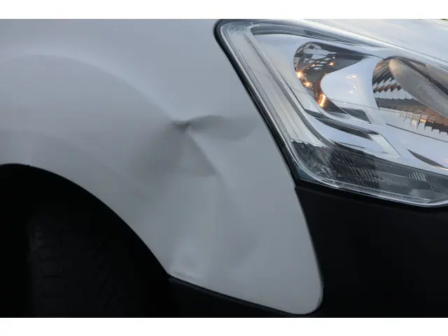 Citroën Berlingo 1.6 BlueHDI 75 Club 2018 Diesel 22