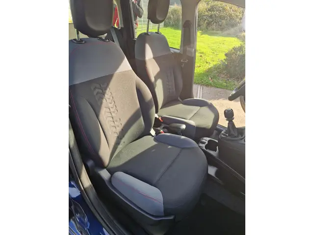 Fiat Panda 1.2 Lounge 2019 Benzine 18