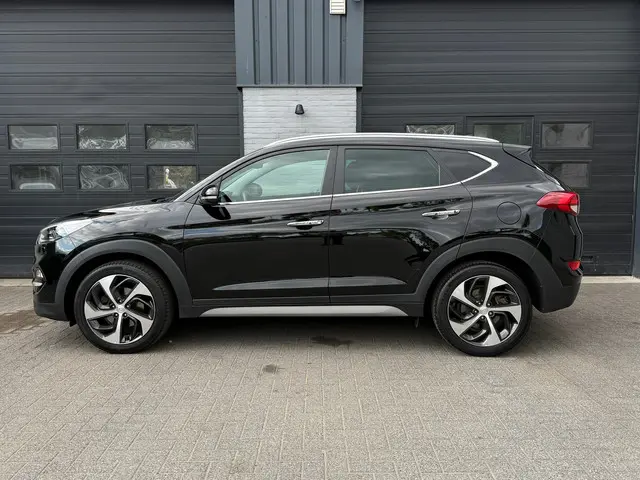 Hyundai Tucson 1.6 T-GDi Comfort 4WD 2017 Benzine 4