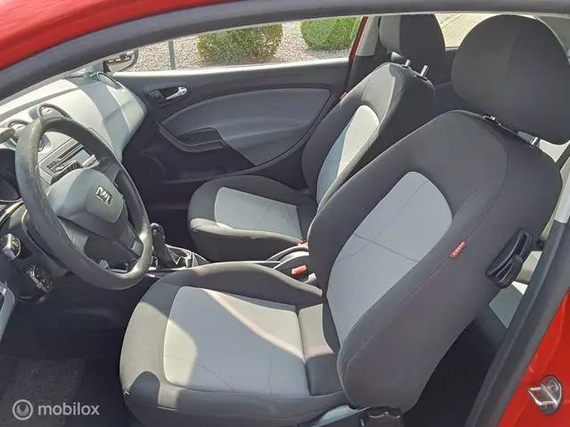 SEAT Ibiza 1.2 Style/Airco/sportvelgen/apk 2014 Benzine 7