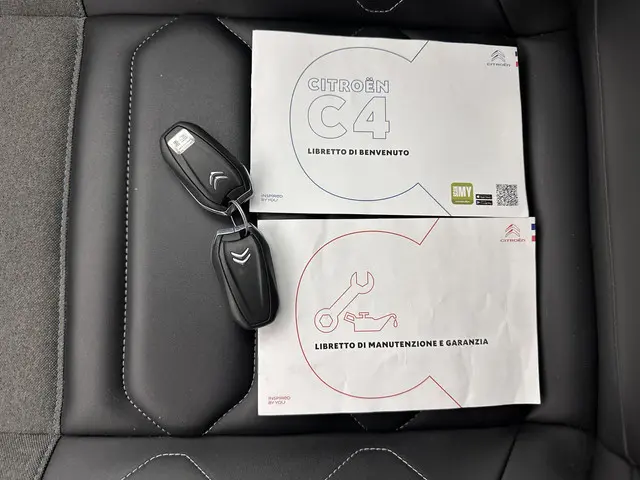 Citroën ë-C4 Shine 50 kWh [ 3-Fase ] 2021 Elektrisch 32