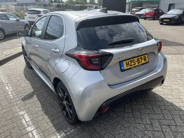 Mazda 2 Hybrid 1.5 Homura 2025 Hybride Benzine 5