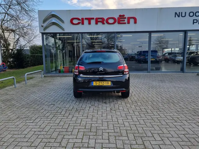 Citroën C3 1.2 PureTech Collection 2015 Benzine 6