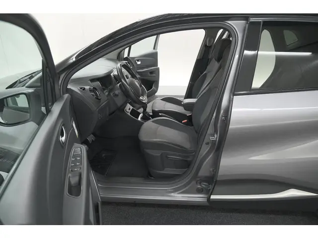 Renault Captur TCe 90 Intens 2019 Benzine 25