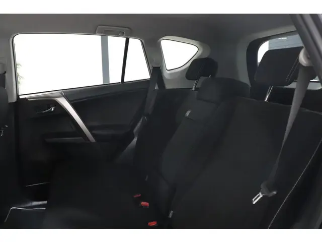 Toyota RAV4 2.5 Hybrid Energy, NAVI, 2019 Hybride Benzine 15