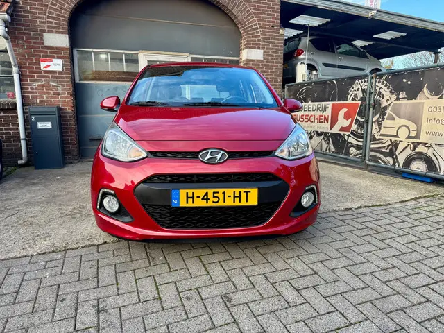 Hyundai i10 1.2 i-Vision I CLIMA I CRUISE I 2014 Benzine 2