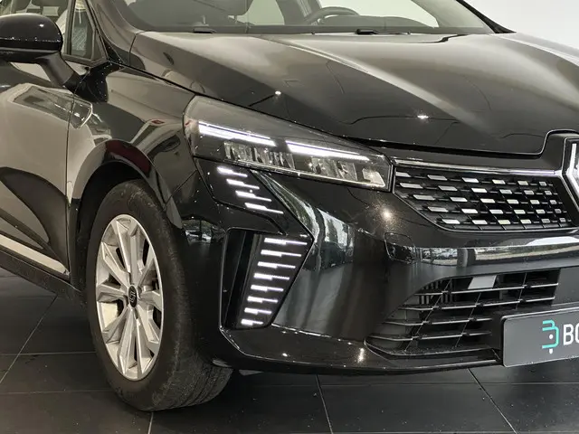 Renault Clio 1.0 TCe 90 GPF evolution 2024 Benzine 26