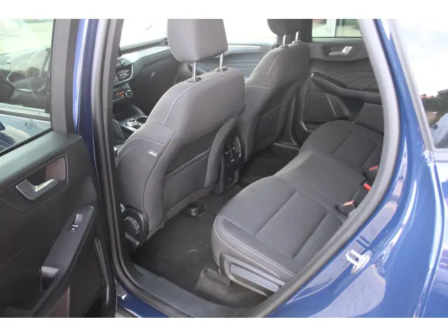 Ford Kuga 2.5 PHEV Titanium 2022 Hybride Benzine 13