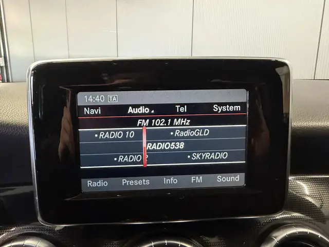 Mercedes-Benz CLA 180 Ambition 2013 Benzine 15