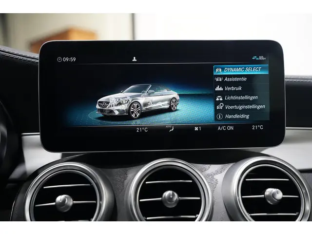 Mercedes-Benz C-Klasse Cabrio 180 AMG Line 2023 Benzine 42