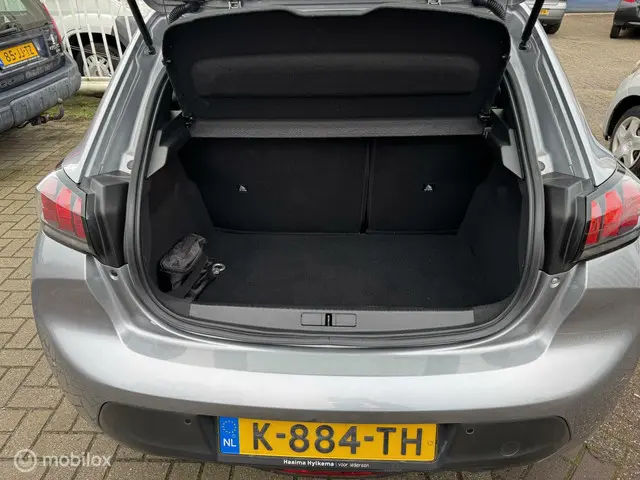Peugeot 208 1.2 PureTech Active Pack 2021 Benzine 8