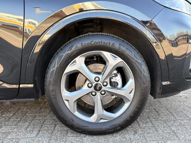 Ford Kuga 2.5 PHEV ST-Line 2025 Hybride Benzine 9