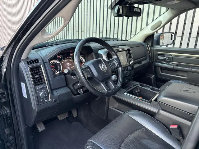 Dodge Ram 1500 5.7 V8 Quad Cab 6'4 - SPORT - LPG 2015 LPG/Gas 8