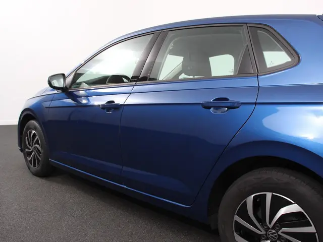Volkswagen Polo 1.0 TSI Life 2022 Benzine 33
