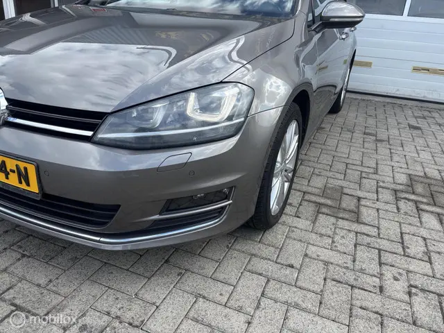 Volkswagen Golf 2