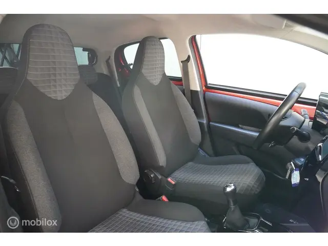 Peugeot 108 1.0 e-VTi Allure 2021 Benzine 23