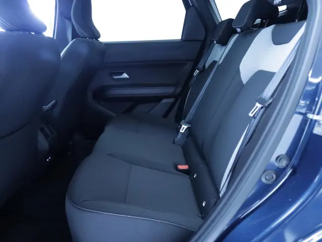 Dacia Bigster 1.8 Hybrid 155 Journey 2025 Hybride Benzine 8