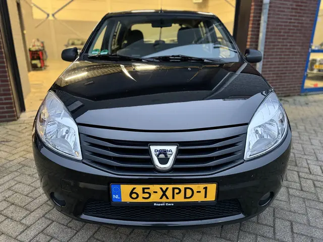 Dacia Sandero 1.2 Aniversare 2012 Benzine 2
