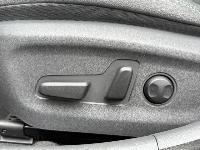 Hyundai IONIQ Premium EV 2017 Elektrisch 26