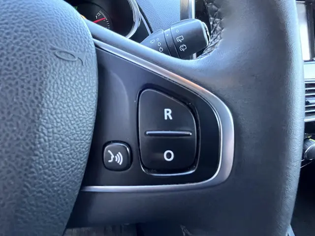 Renault Clio Estate 0.9 TCe Limited 2018 Benzine 20