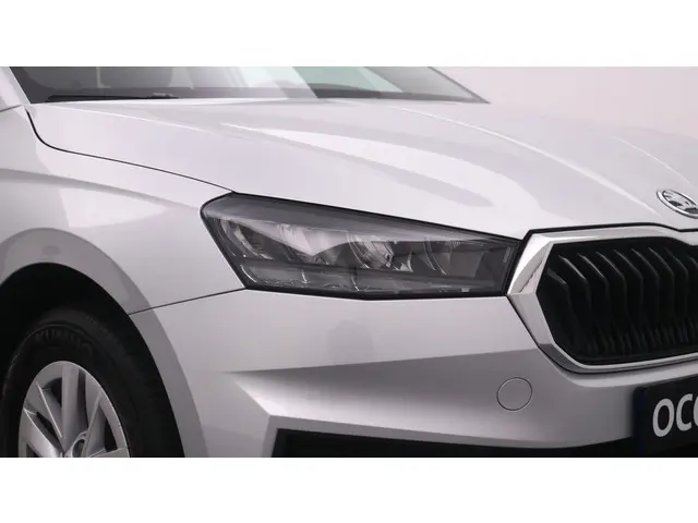 Škoda Fabia 1.0 TSI 95pk Ambition 2023 Benzine 12