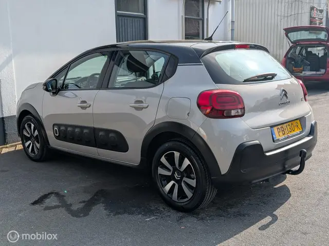 Citroën C3 1.2 PureTech S&S Shine 110PK! 2017 Benzine