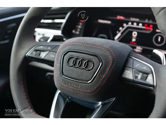 Audi Q8 4.0 TFSI RS Q8 Quattro 2020 Benzine 55