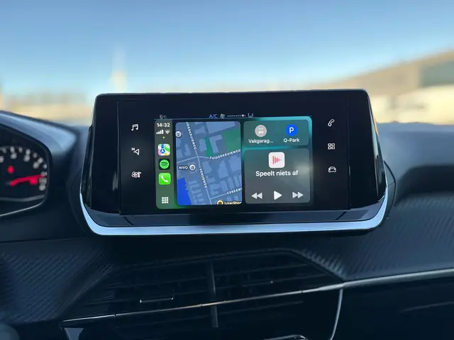 Peugeot 208 1.2 PureTech Active Pack 2022 Benzine 16