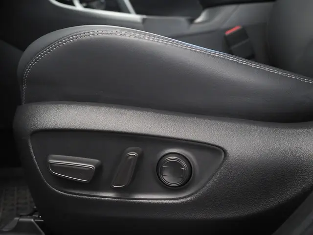 Toyota RAV4 2.5 Hybrid Executive 2024 Hybride Benzine 5