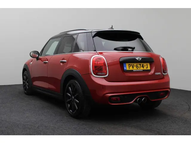 MINI Cooper S Mini 2.0 Chili Serious Business 2017 Benzine 7