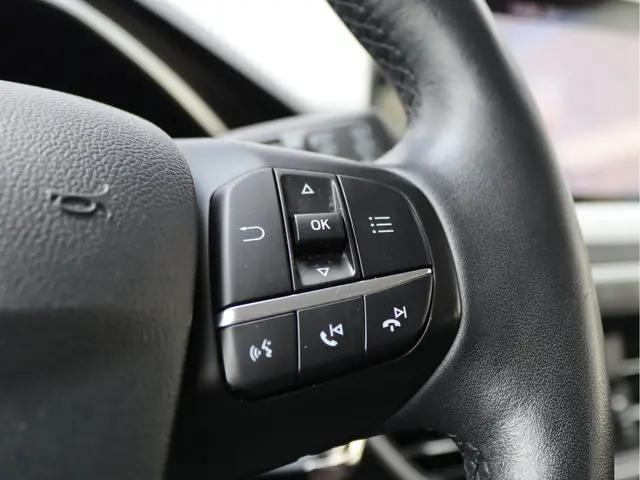 Ford Focus Wagon 1.0 EcoBoost 2019 Benzine 29