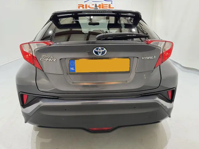 Toyota C-HR CH-R 1.8 Hybrid Executive 2017 Benzine 5
