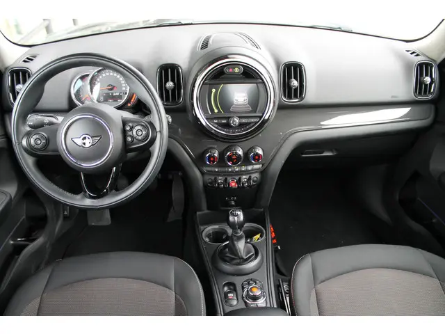 MINI Countryman One Pepper 2017 Benzine 3