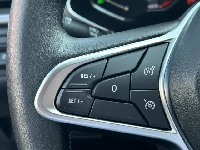 Renault Captur 1.0 TCe 100 Intens 2021 Benzine 19