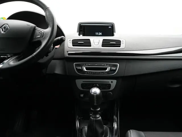 Renault Mégane Estate 1.2 TCe BOSE 116pk 2016 Benzine 24