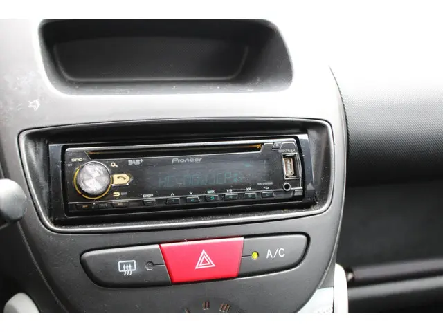 Citroën C1 1.0 Attraction 2012 Benzine 18