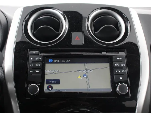 Nissan Note 1.2 Connect Edition 2015 Benzine 2