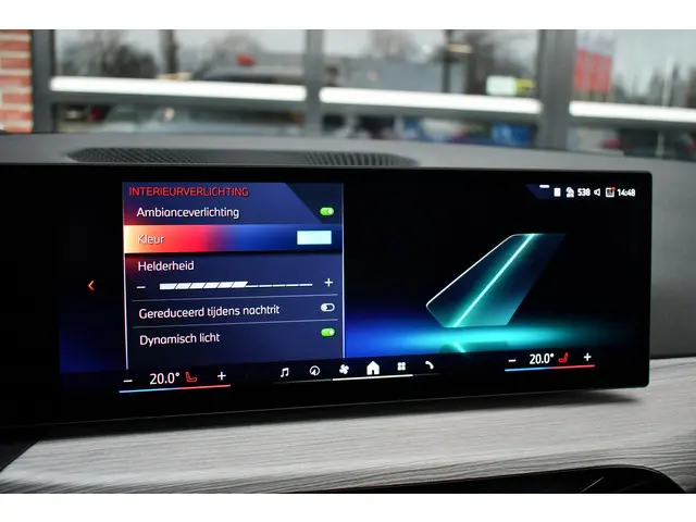 BMW 3 Serie Touring 330e M-Sport 2025 Hybride Benzine 27